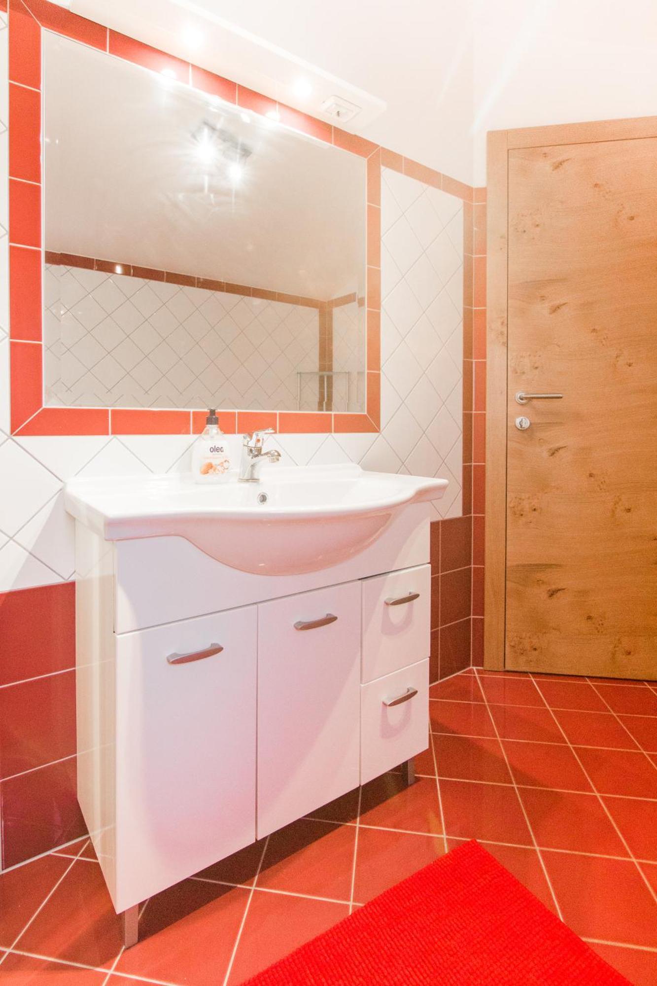 Apartment Natasa Murage
