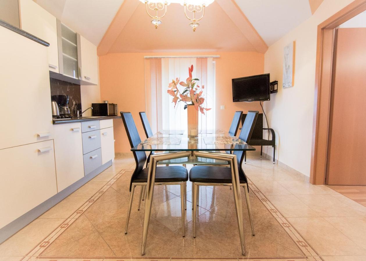 Apartment Natasa *